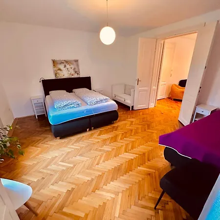 Traun Apartamento *