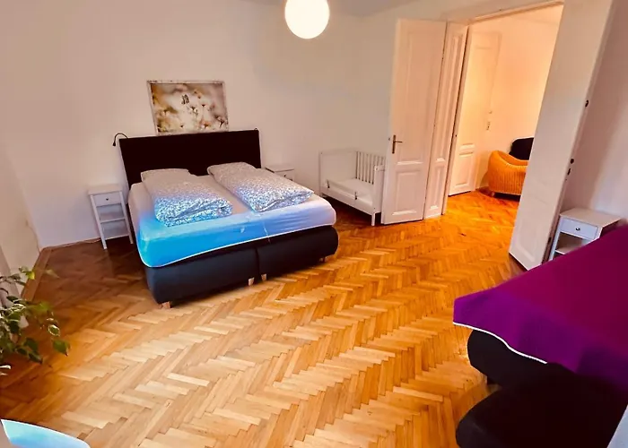 Traun Апартаменты *